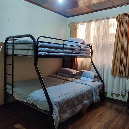 The Cozy Cactus House B&B Cartago Centro English Spoken Exterior photo
